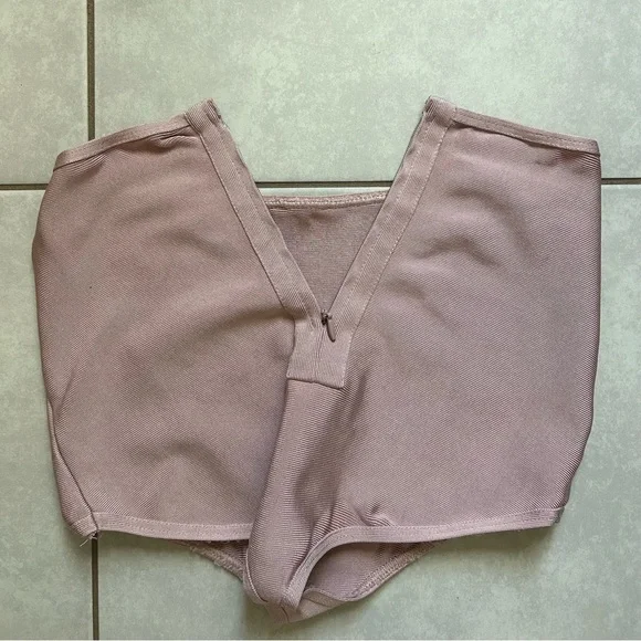 House of Cb Jarelle dress - Picture 9 of 9